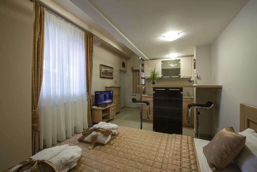 Apartments Jevtic Belgrade Room photo